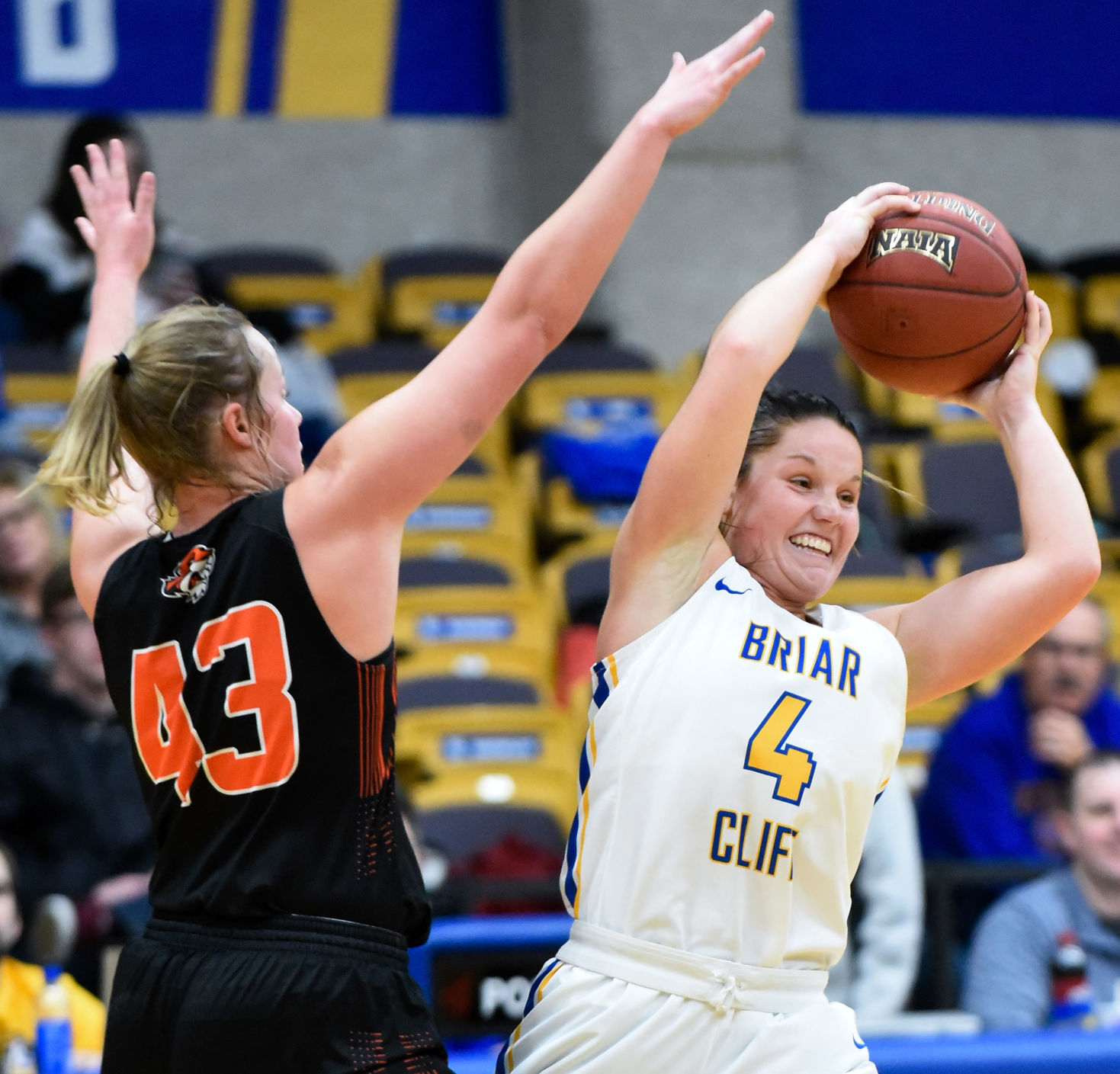 Basketball Briar Cliff vs. Doane